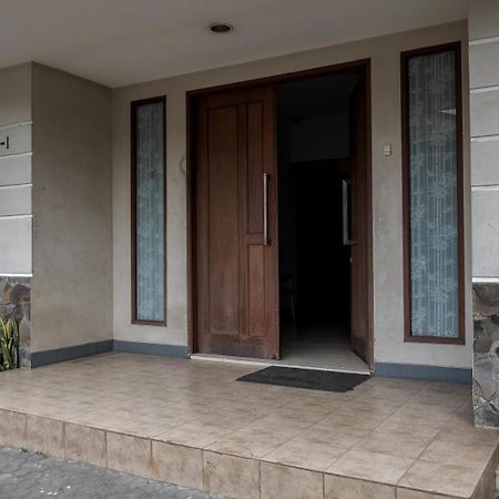 Reddoorz Near Supermall Karawaci 2 Tangerang Eksteriør billede