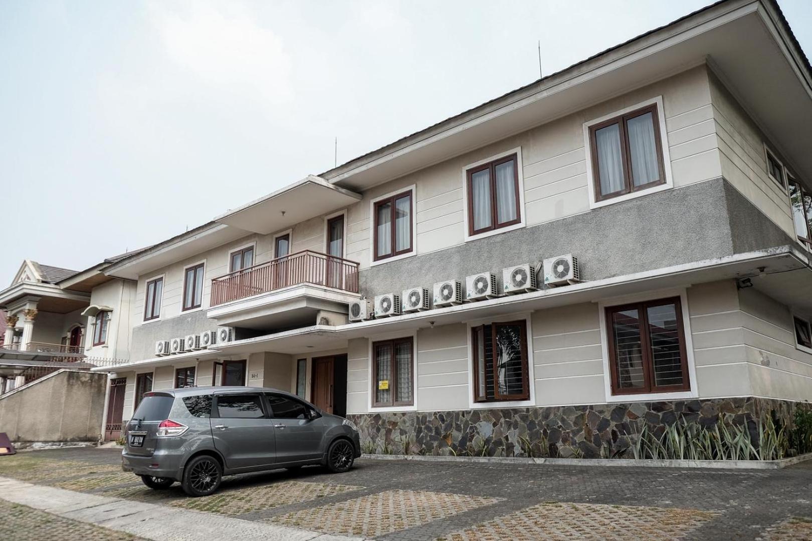 Reddoorz Near Supermall Karawaci 2 Tangerang Eksteriør billede