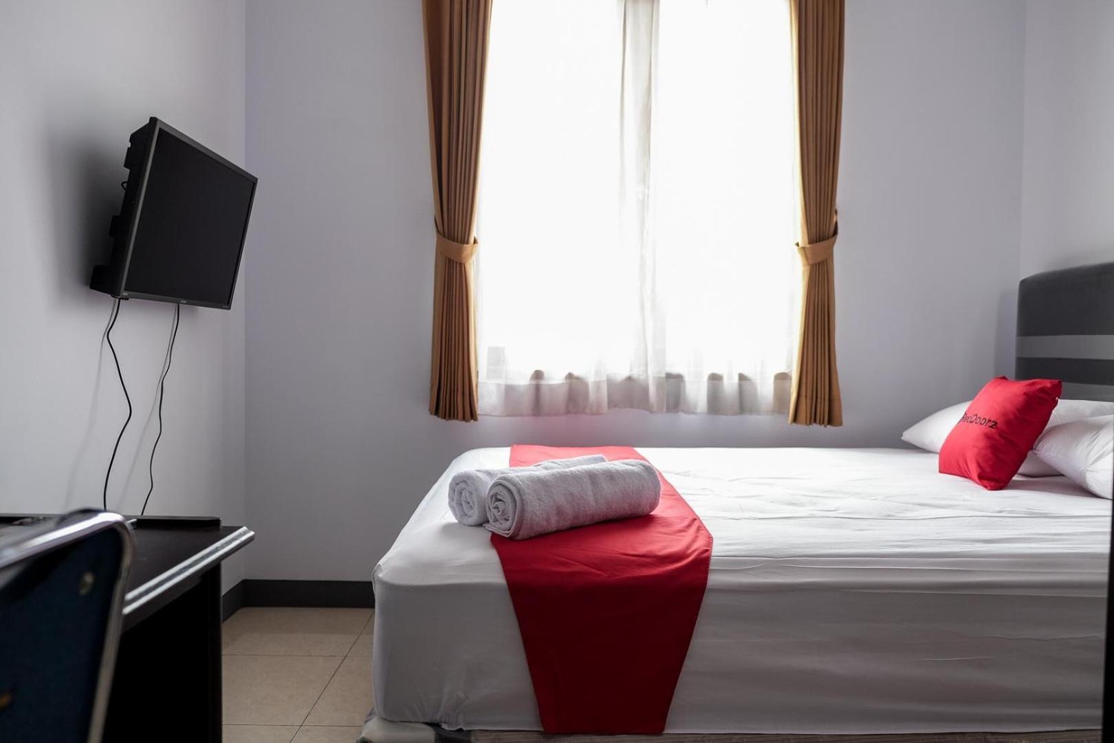 Reddoorz Near Supermall Karawaci 2 Tangerang Eksteriør billede