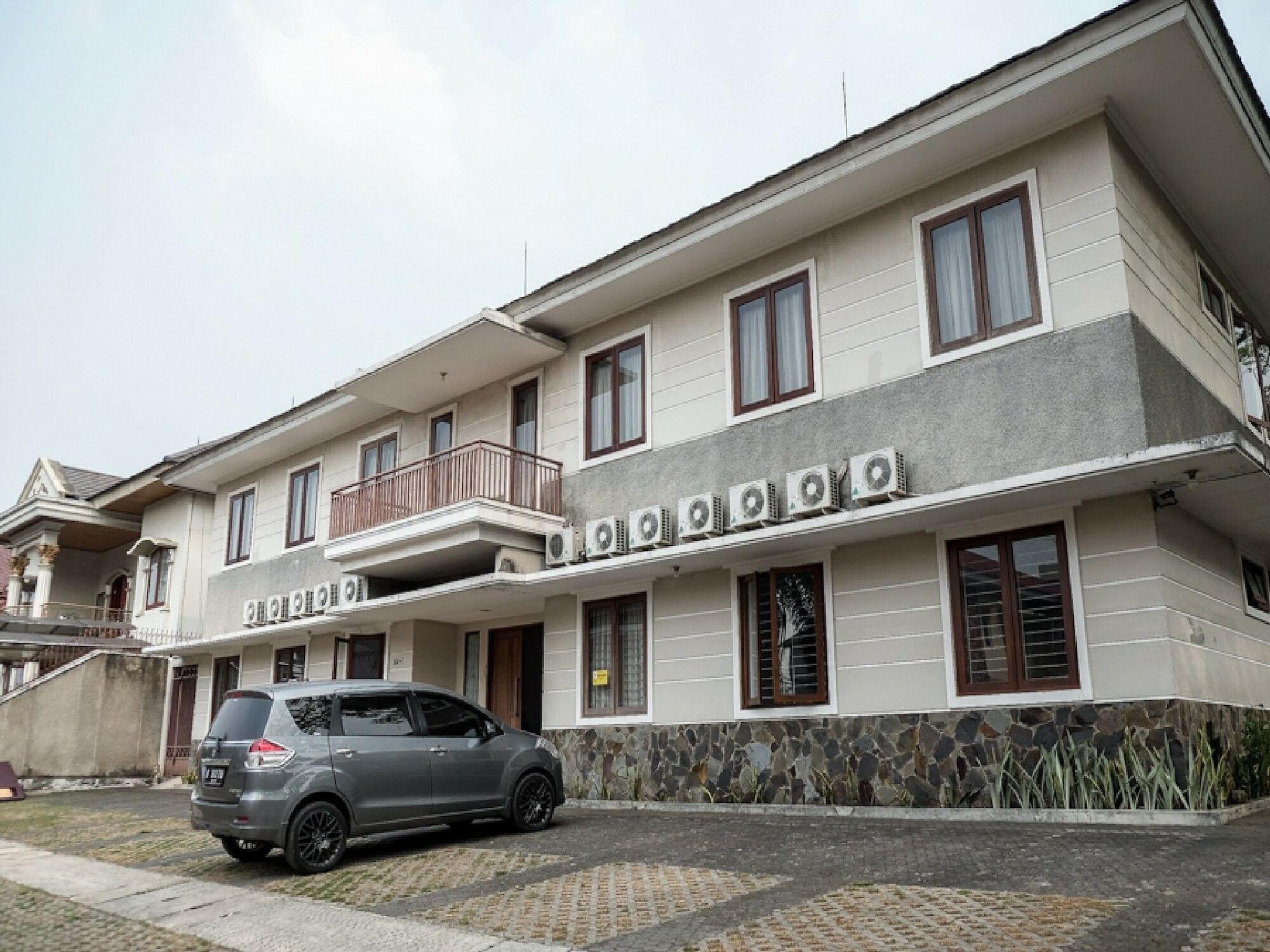 Reddoorz Near Supermall Karawaci 2 Tangerang Eksteriør billede